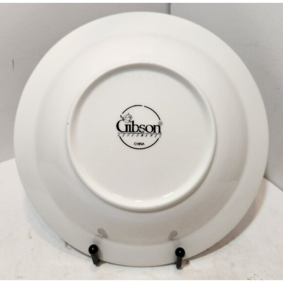 Gibson Housewares  Christmas Charm Delight Holly Berry 9" Serving Bowl - Picture 2 of 8